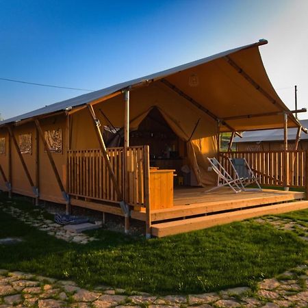 La Viola E Il Sole - Alloggi E Glamping - Fermo Ngoại thất bức ảnh
