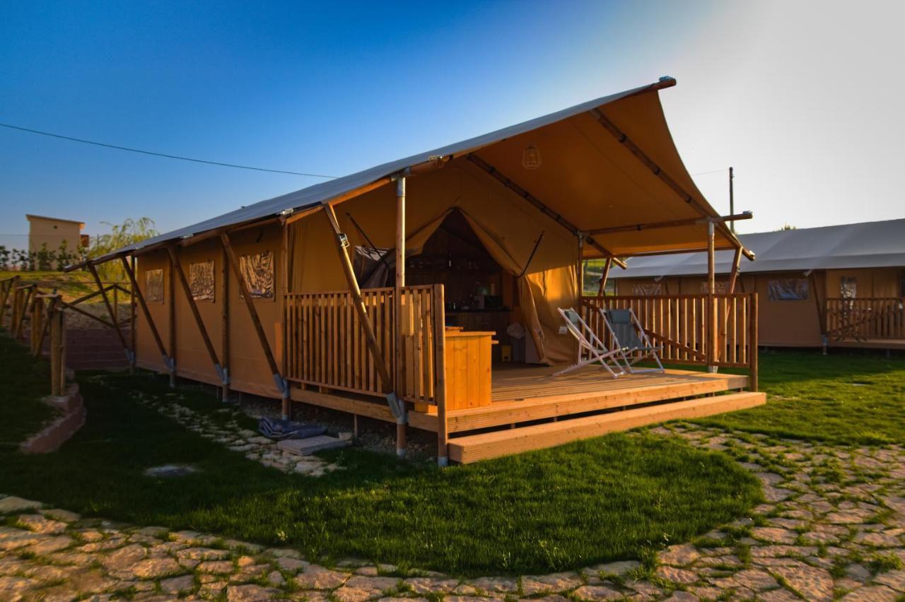 La Viola E Il Sole - Alloggi E Glamping - Fermo Ngoại thất bức ảnh